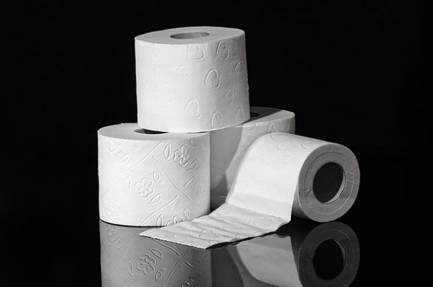 Зашто треба да стављате тоалет папир у фрижидер?