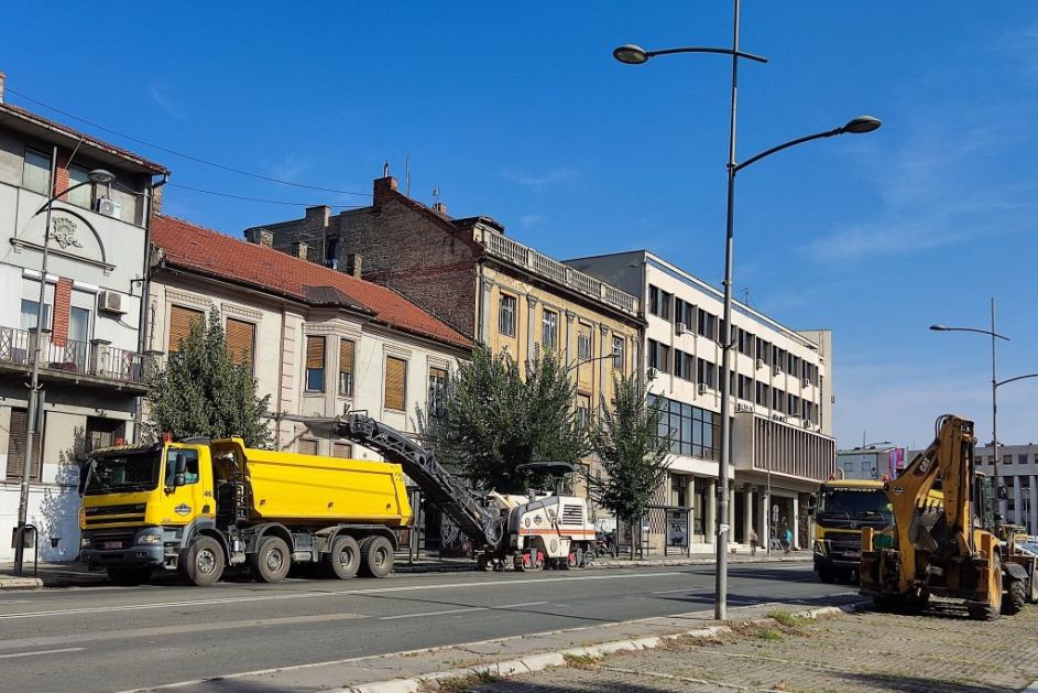 Нови Сад се гради: За што боље услове и безбедну вожњу, реконструише се још једна улица у граду (ФОТО/ВИДЕО)