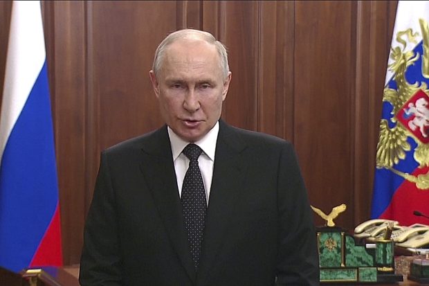 Путин на обележавању годишњице Москве: Упркос многим изазовима – идемо напред