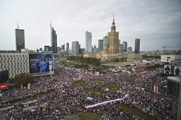 Хиљаде грађана на протесту у Варшави, опозиција најављује велику промену