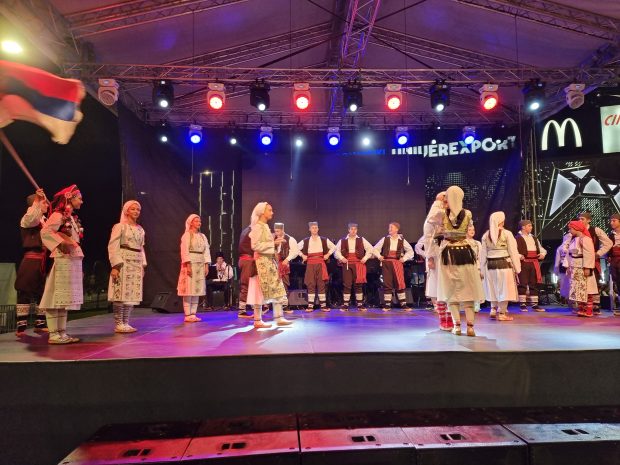 Синоћ је у Новом Саду отворен фестивал „Зов равнице“