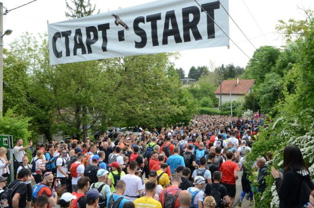 У суботу измењен режим саобраћаја у Сремској Каменици, ка Поповици – одржава се Јесењи планинарски маратон