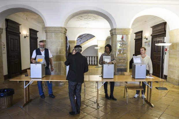Десничарима највише гласова у Швајцарској, али недовољно за формирање власти