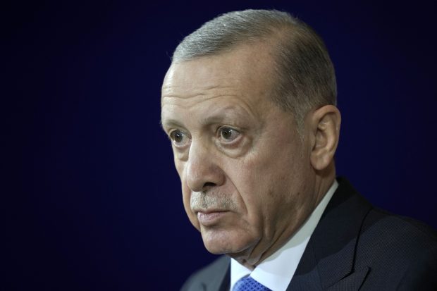 Ердоган: Турска је спремна да преузме одговорност да спречи даље крвопролиће