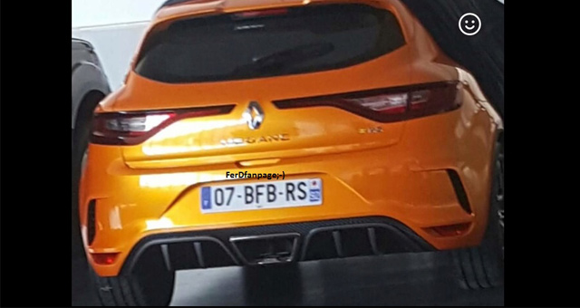 09.05.2017 ::: BOMBA!!! Renault Megane RS snimljen bez maske