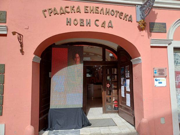 Отворена изложба „Савка Суботић – Мајка свога рода“ у Градској библиотеци – изложба ће бити отворена за посетиоце до 1. јуна (ФОТО)