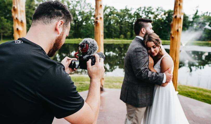 10 razloga zašto treba unajmiti fotografa za venčanje