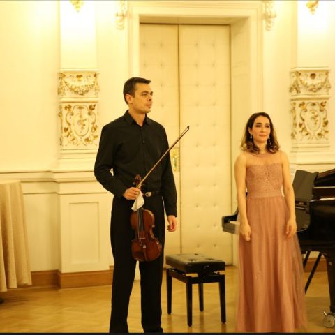 Концерт виолинисте Николе Алексића и пијанисткиње Хилде Шван 11. априла у клубу „Трибина младих“