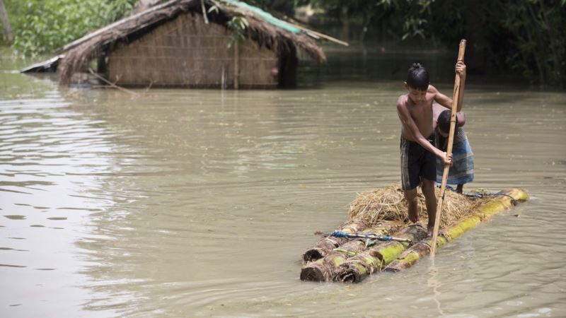 1200 stradalih u poplavama u Aziji