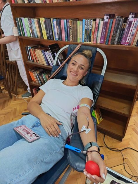 У АПАТИНУ ПРИКУПЉЕНО 15 ЈЕДИНИЦА КРВИ, ДВА НОВА ДАВАОЦА