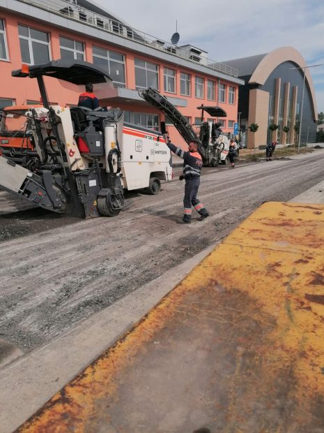 ЈКП Пут: Нов асфалт у улици Светозара Марковића Тозе, радови на још 15 локација