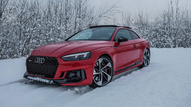 17.12.2017 ::: Audi RS5 na snegu (VIDEO)