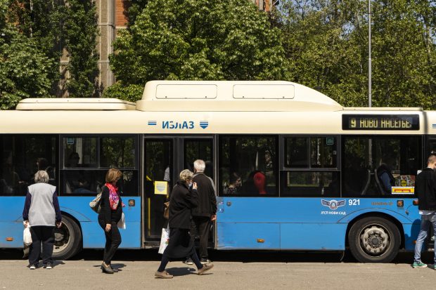 Током пословне трке од 19.30 до 20.40 часова: Привремена измена траса аутобуса