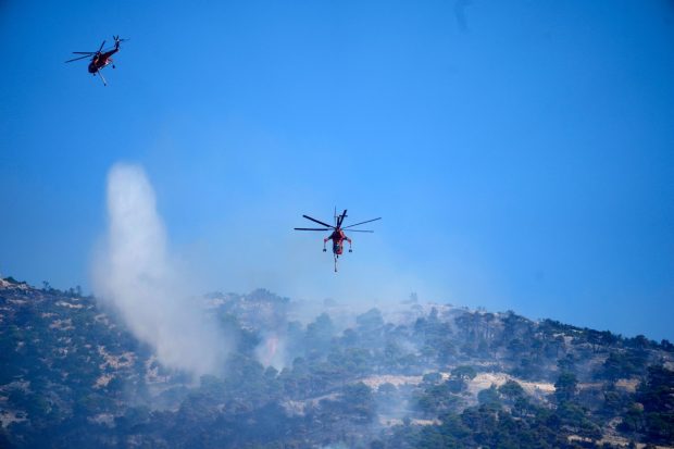 Ватрогасци се боре са пожарима на североистоку Грчке, прошле недеље 20 жртава