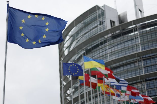 ЕУ припрема резервни план за слање до 20 милијарди евра Украјини