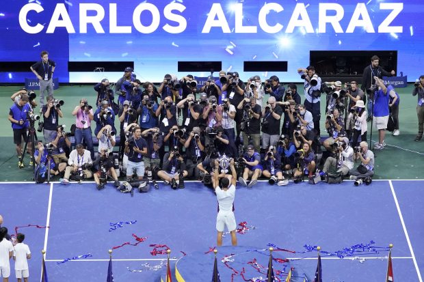 Карлос Алкарас први на листи зарада у 2022. години