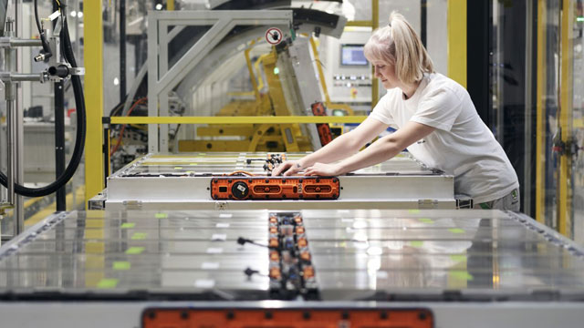 22.05.2022 ::: Škoda Auto pokreće proizvodnju MEB baterijskih sistema u Mladá Boleslavi