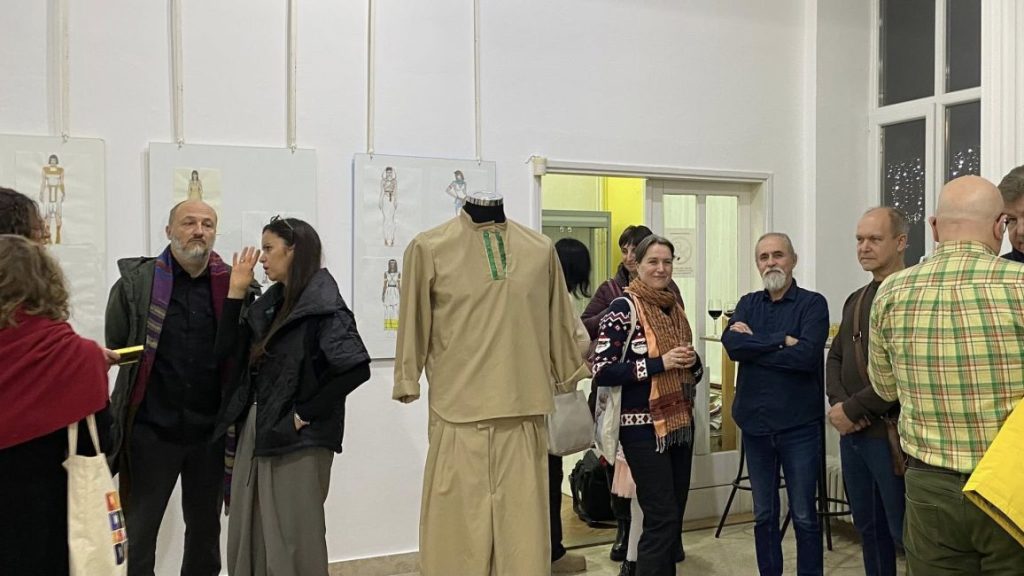 “ЕГИПАТСКИ МОДНИ ТРАГОВИ” У ГАЛЕРИЈИ “МЕАНДЕР” ДО 23. ЈАНУАРА