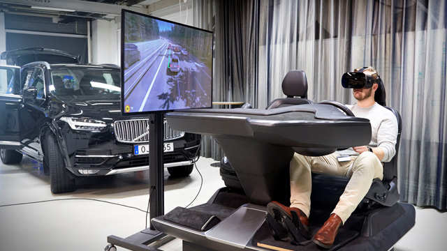 25.12.2020 ::: „Ultimativni simulator vožnje“ Volvo Cars za razvoj bezbednijih automobila koristi najnoviju tehnologiju igara