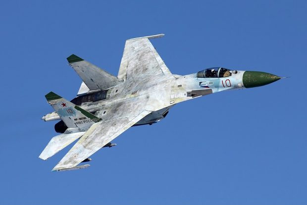 Руски Су-27 пресрео и испратио три западна ратна авиона изнад Црног Мора