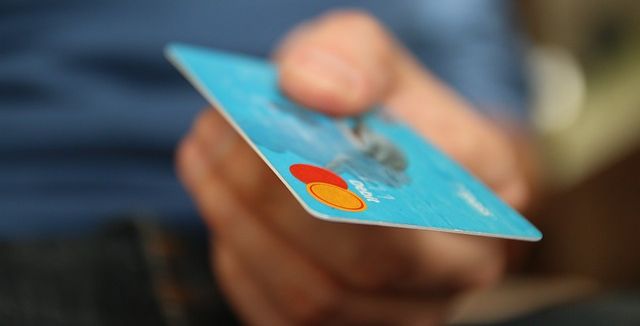 3 situacije kada ne treba da koristite kreditnu karticu