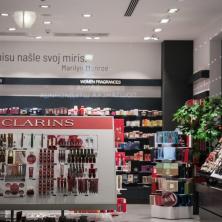 350 LJUDI DOBIJA OTKAZ: Lanac parfimerija omiljenog brenda u Srbiji zatvara prodavnice