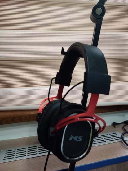 3D model: Fantech AC902s Microphone Boom Arm Hanger for Headphones