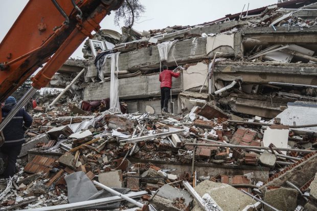 Број жртава земљотреса у Турској и Сирији повећан на 4.300