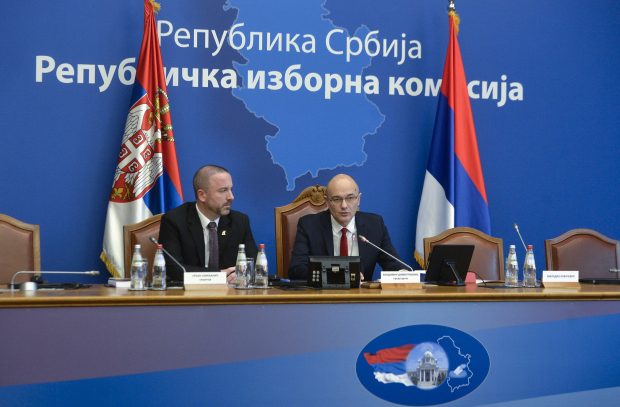 Подаци РИК-а са 442 места: „Србија не сме да стане“ 54,93 одсто