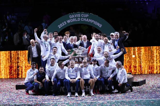 Тенисери Италије победили Аустралију и освојили Дејвис куп после 47 година