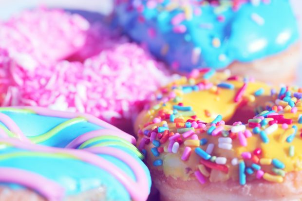 5 чудних знакова који откривају да конзумирате превише шећера
