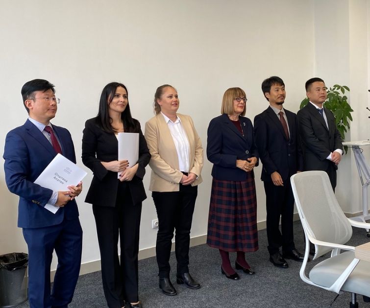 У АПАТИНУ ОТВОРЕНА ФАБРИКА „ФАЈНСТАМПИНГ“ – ИНВЕСТИЦИЈА ОД 50 МИЛИОНА ЕВРА