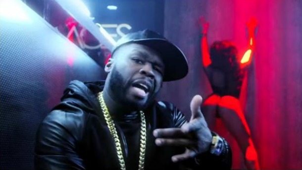 50 Cent pesnicom udario obožavateljku! (VIDEO)