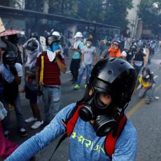 50. dan HAOSA: Protesti protiv MADURA ne jenjavaju, Karakas u PLAMENU (FOTO)