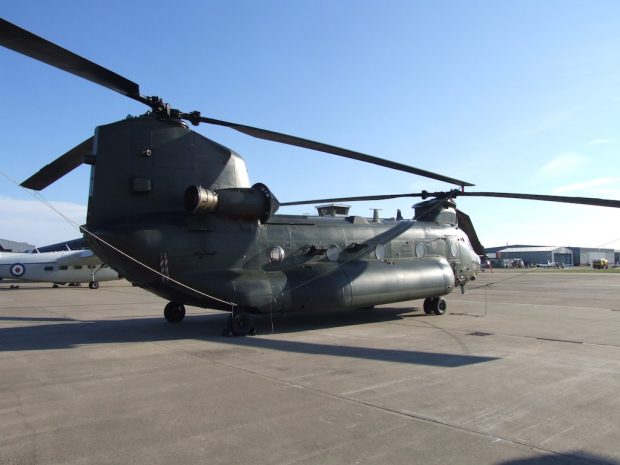 Немачка купује 60 „чинук“ хеликоптера за износ до осам милијарди евра