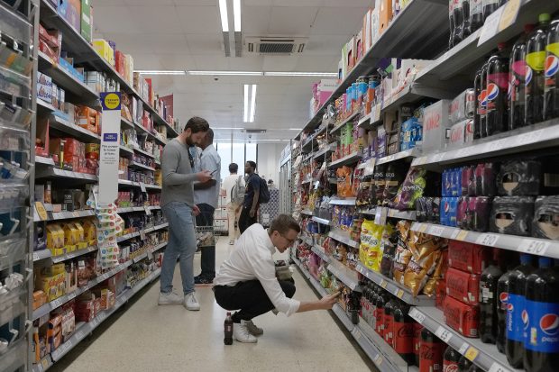 Велика Британија: Годишња стопа инфлације у априлу пала на 8,7 одсто