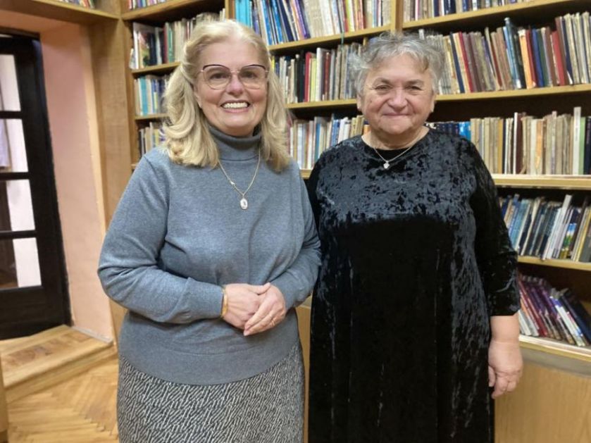 ТОПЛА РЕЧ И СНАГА ЗАЈЕДНИШТВА – ОДРЖАНИ 9. ДУХОВНИ РАЗГОВОРИ У АПАТИНУ