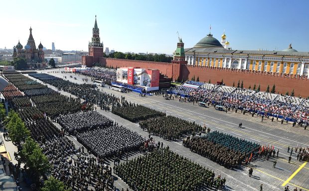 Песков: Русија ће одржати параду на Дан победе 9. маја на Црвеном тргу у Москви