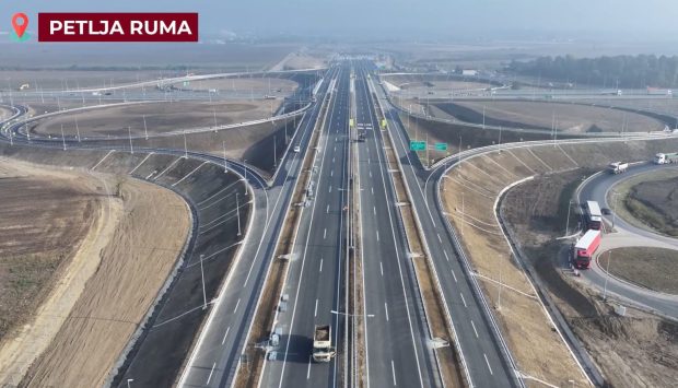 Вучић: Ауто-пут Рума-Шабац бесплатан до нове године, Србија има 946км ауто-путева, а градимо још 461км
