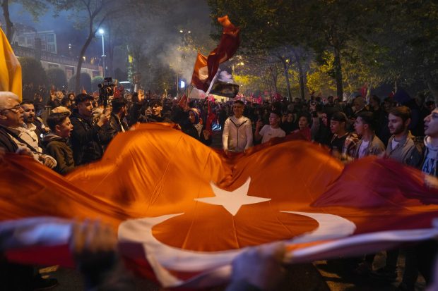 Турска: Пребројано 99,38 одсто гласова, Ердоган освојио 49,24 одсто