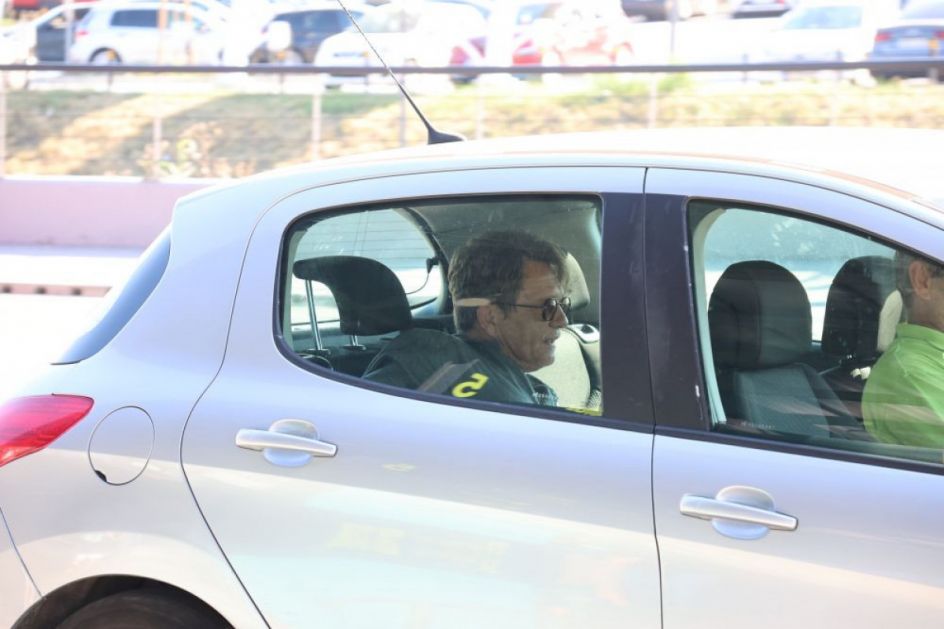 A od Maje ni traga ni glasa: Sa kim je Bjela uhvaćen na aerodromu FOTO