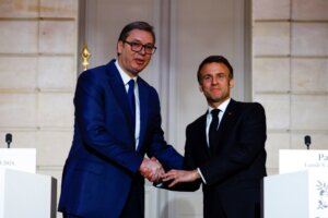 AFP o sastanku Vučića i Makrona: Budućnost Srbije je u EU i nigde drugde, insistira Makron