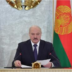 AKO NAĐU PARE NEK IH UZMU Lukašenko BRUTALNO ODGOVORIO na tvrdnje da njegov sin ima na računu 840 miliona dolara