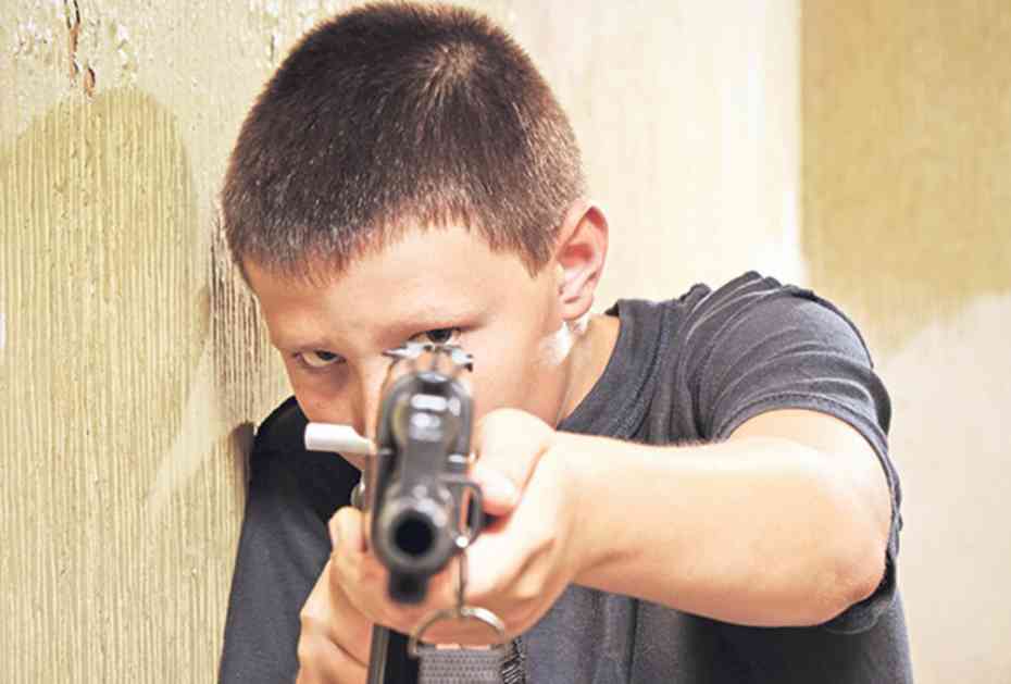 ALARMANTNO: Srpska deca podržavaju teroriste!