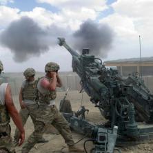 AMERIČKE SNAGE OTVORILE VATRU U SIRIJI: Haubicama M777 gađali neprijateljske položaje!