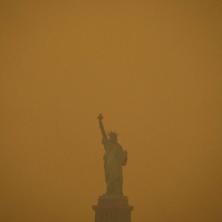 AMERIKANCI U PANICI Narandžasta izmaglica prekrila nebo, izdato UPOZORENJE: Veoma je opasno... (FOTO)