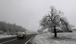 AMSS: Kiša i sneg danas usporavaju saobraćaj