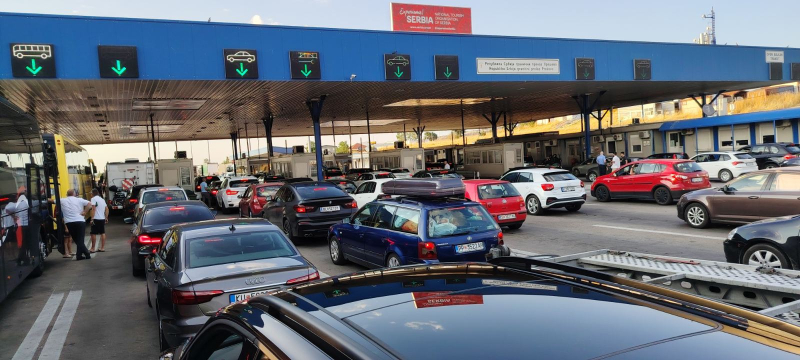 AMSS: Pojačan saobraćaj pred produženi vikend povodom Dana primirja