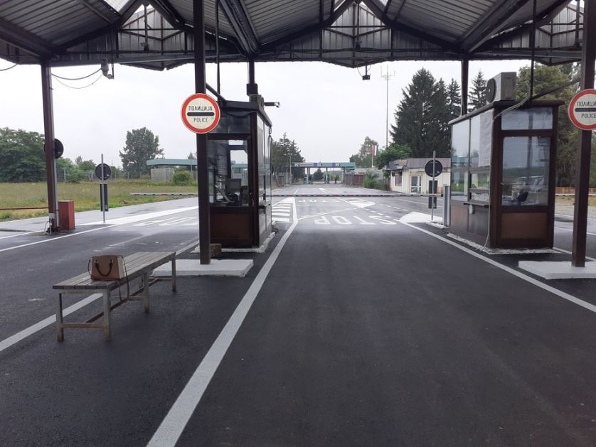 Putnička vozila na Preševu čekaju 40 minuta, kamioni na GP Sremska Rača 3 sata