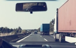 
					AMSS: Višečasovna zadržavanja kamiona na graničnim prelazima 
					
									
